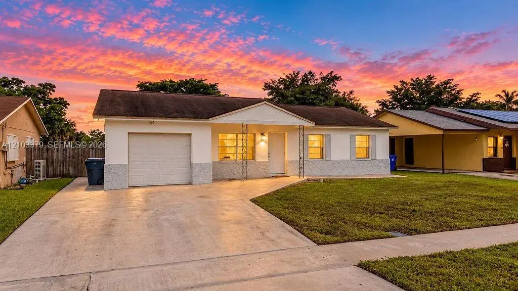3 bedroom 2 bath Residential for sale at 405 SW 78th Ter, North Lauderdale FL 33068