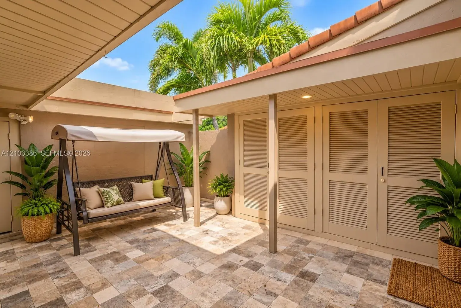 103 Tweedbrook Ln # 101, Hollywood FL 33021