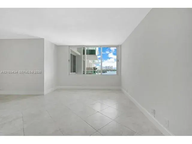 1000 West Ave # 1121, Miami Beach FL 33139