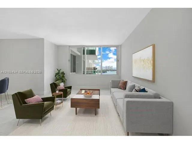 1000 West Ave # 1121, Miami Beach FL 33139