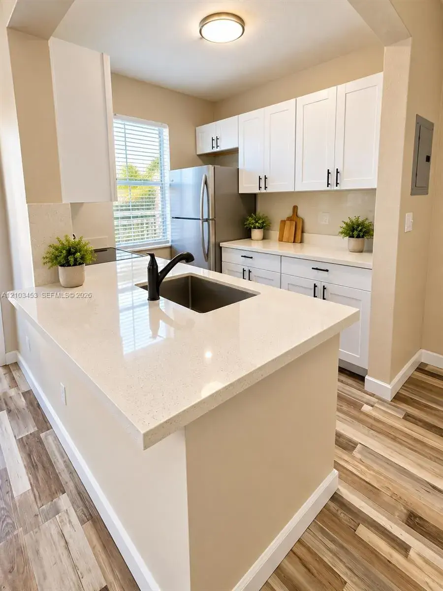 2225 Polk St # 4B, Hollywood FL 33020