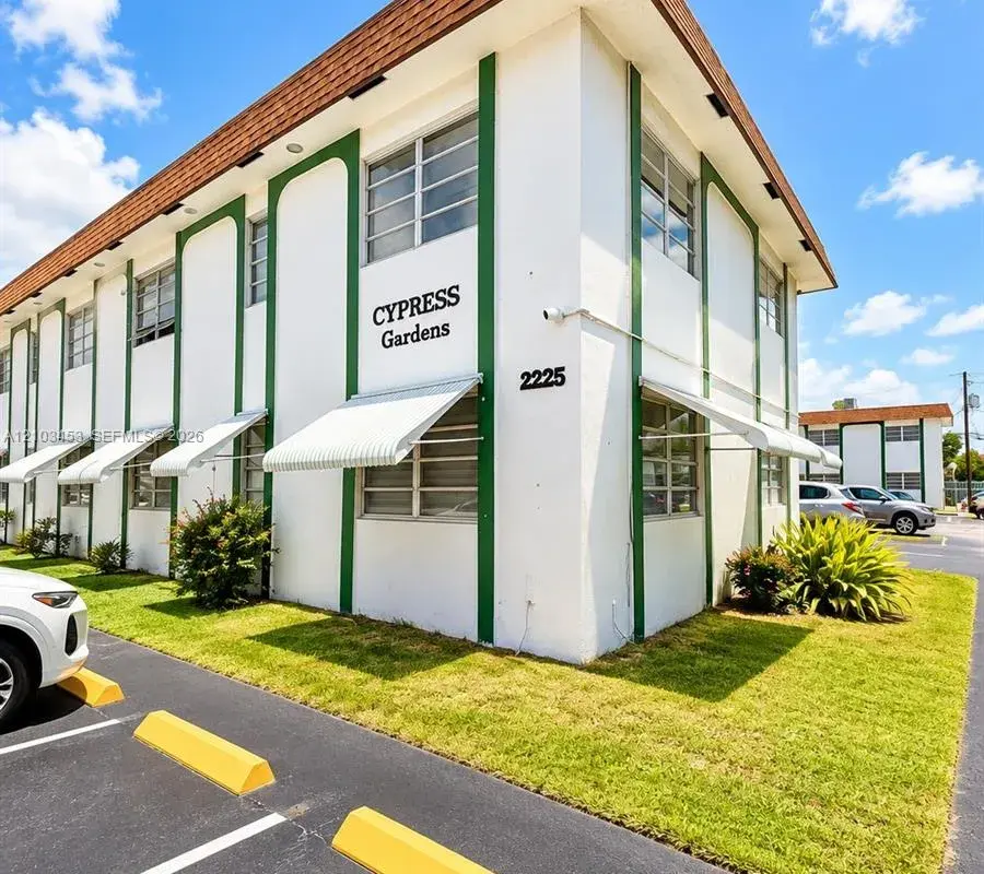 2225 Polk St # 4B, Hollywood FL 33020