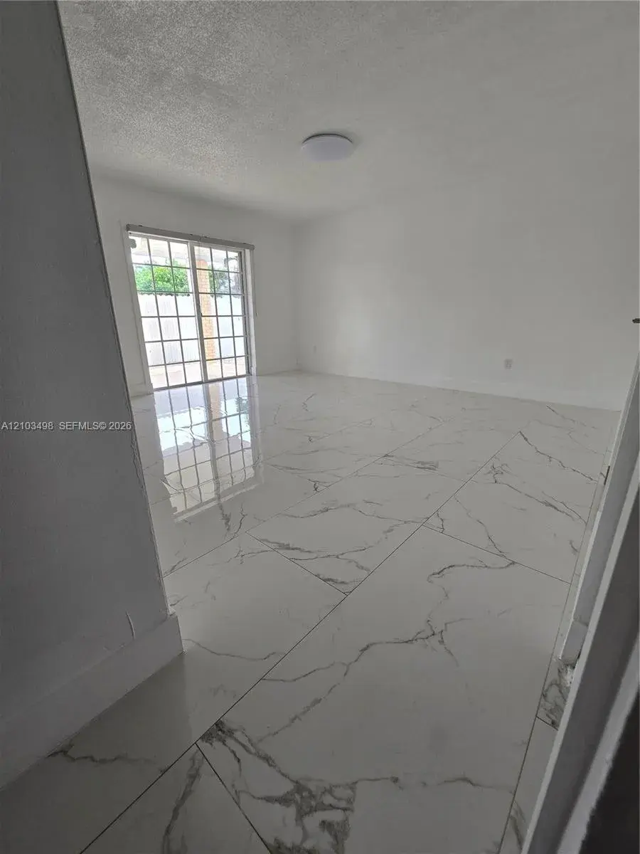 13470 SW 24th St, Miami FL 33175