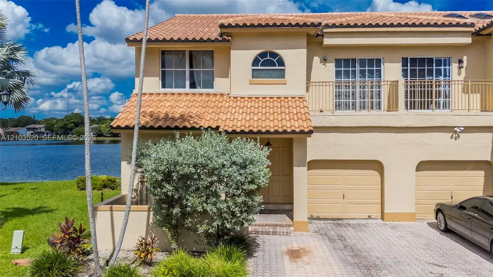 3 bedroom 2 bath Residential for sale at 723 NE 195th St, Miami FL 33179