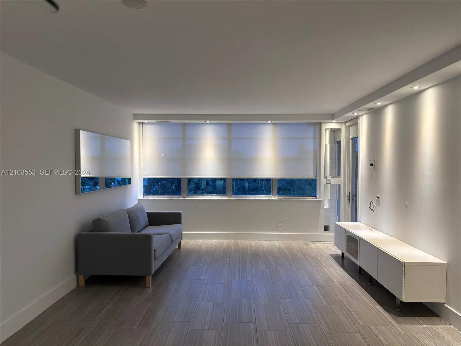 1 bedroom 1 bath Residential Lease for rent at 2771 Taft St # 412, Hollywood FL 33020