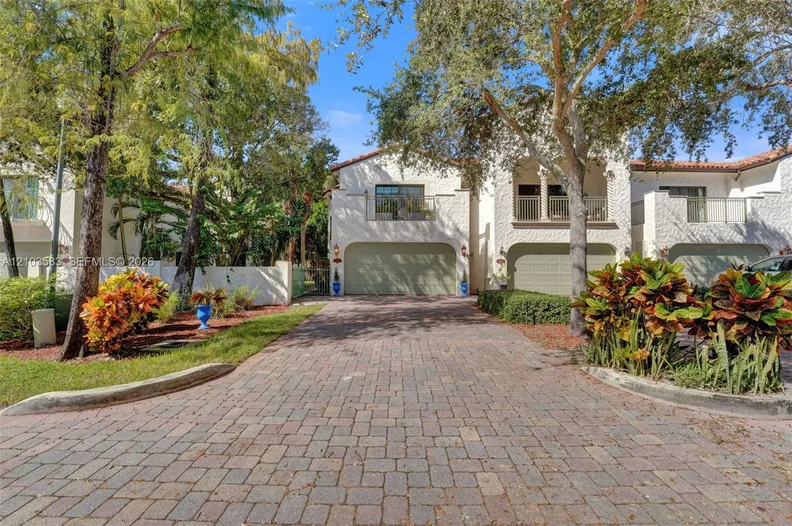 3 bedroom 2 bath Residential for sale at 4419 Hidden Harbour Ter, Dania Beach FL 33312