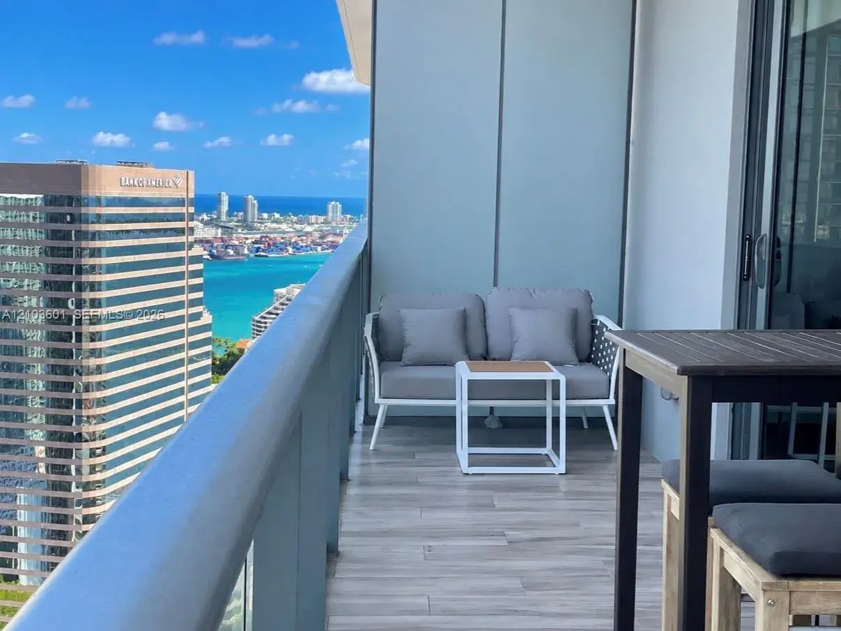 1 bedroom 2 bath Residential for sale at 801 S Miami Ave # 4106, Miami FL 33130