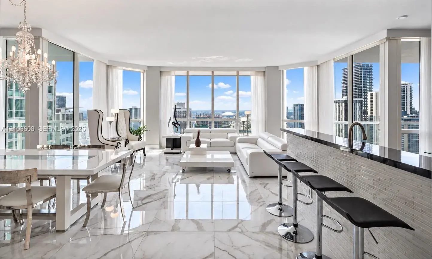 3 bedroom 3 bath Residential for sale at 244 Biscayne Blvd # 4308, Miami FL 33132