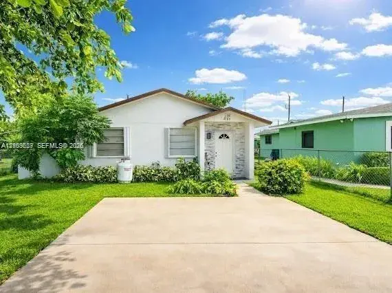 3 bedroom 2 bath Residential for sale at 435 NW 15th St, Florida City FL 33034