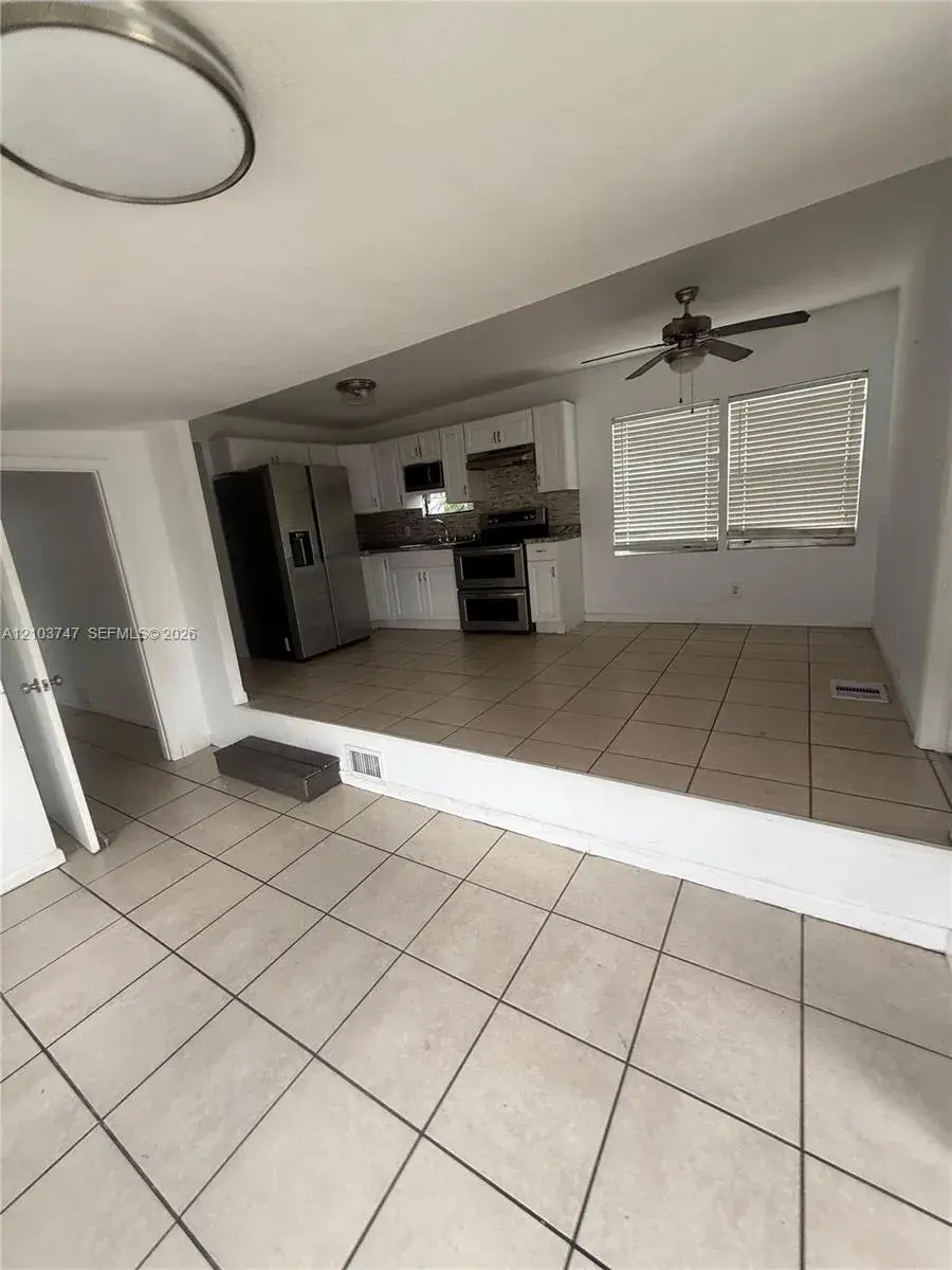 3 bedroom 2 bath Residential for sale at 4615 SW 46 Ln, Davie FL 33314