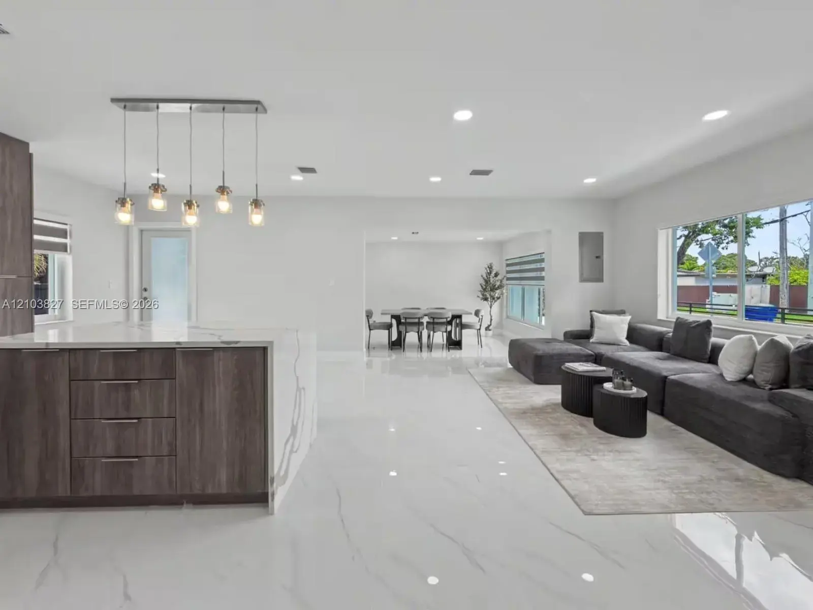 1530 SW 24th Ave, Miami FL 33145