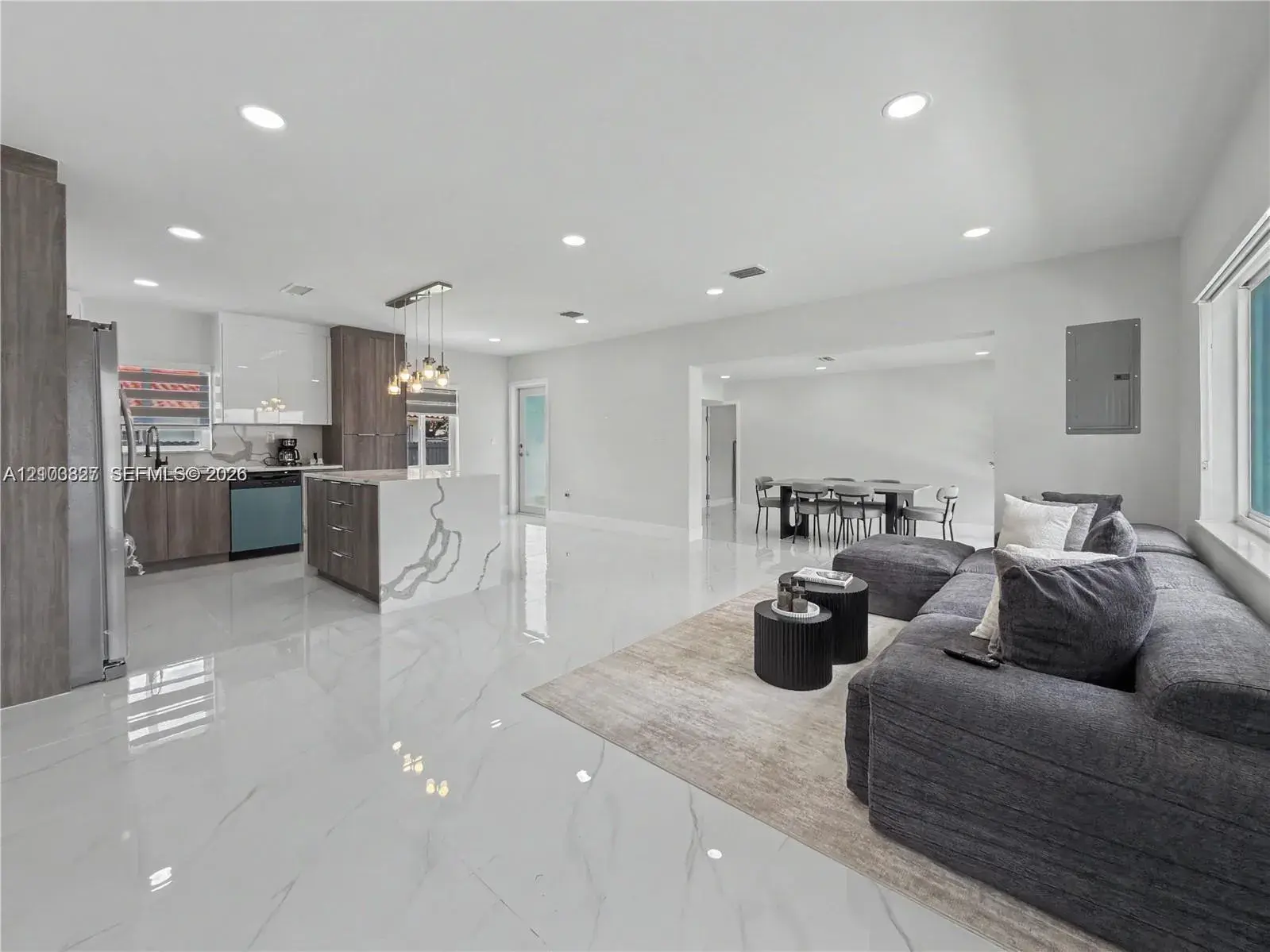 1530 SW 24th Ave, Miami FL 33145