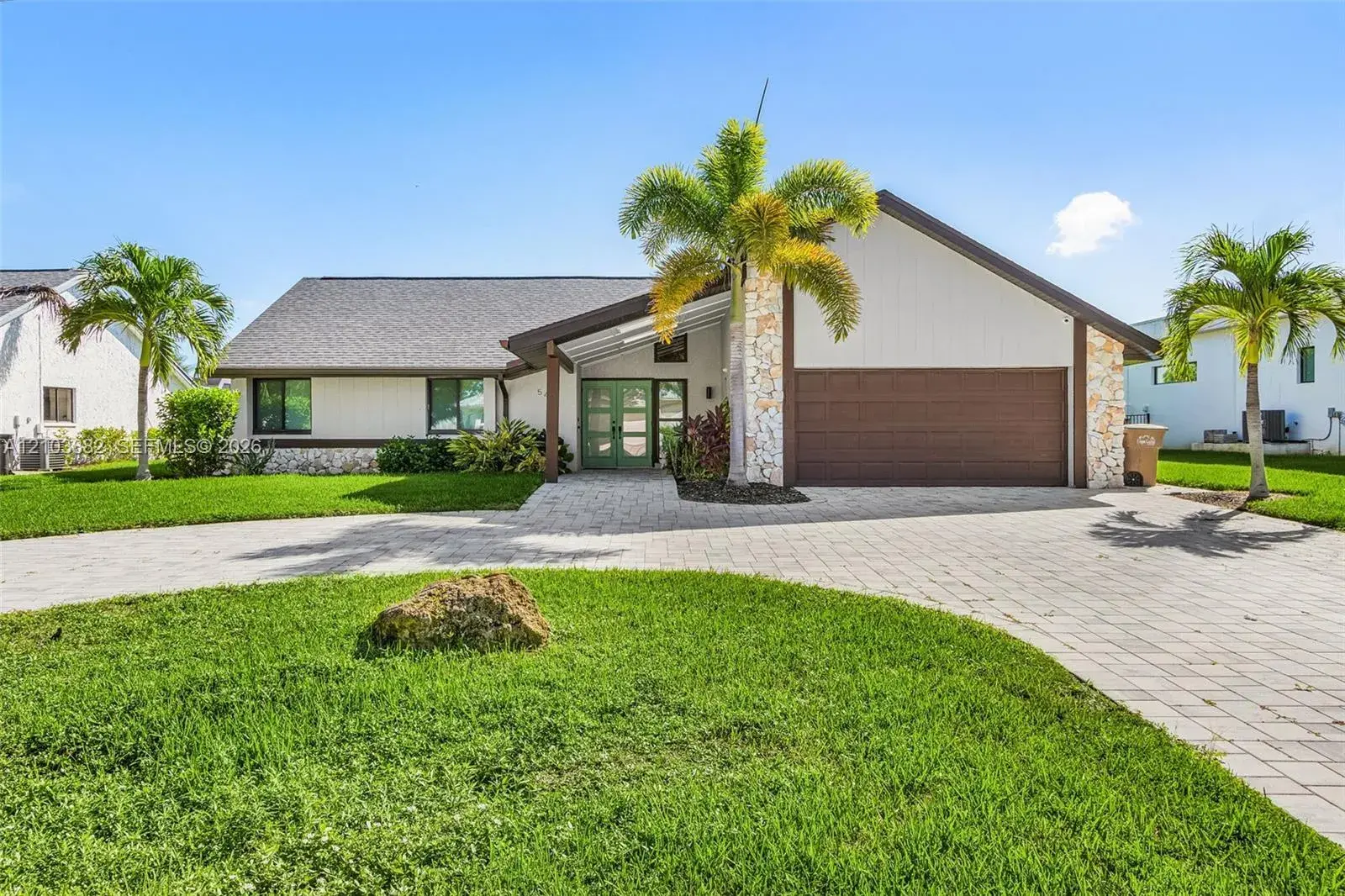 3 bedroom 3 bath Residential for sale at 5413 Skyline Blvd, Cape Coral FL 33914