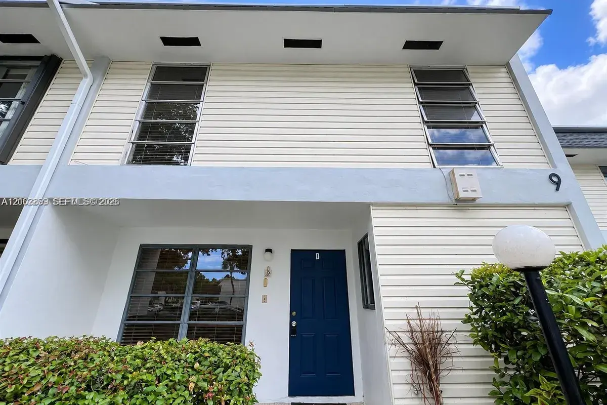 2750 N 34th Ave # 9D, Hollywood FL 33021