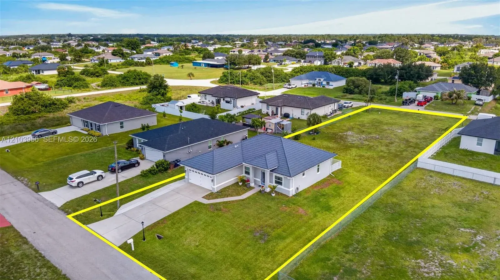 173 Peerless St., Lehigh Acres FL 33974