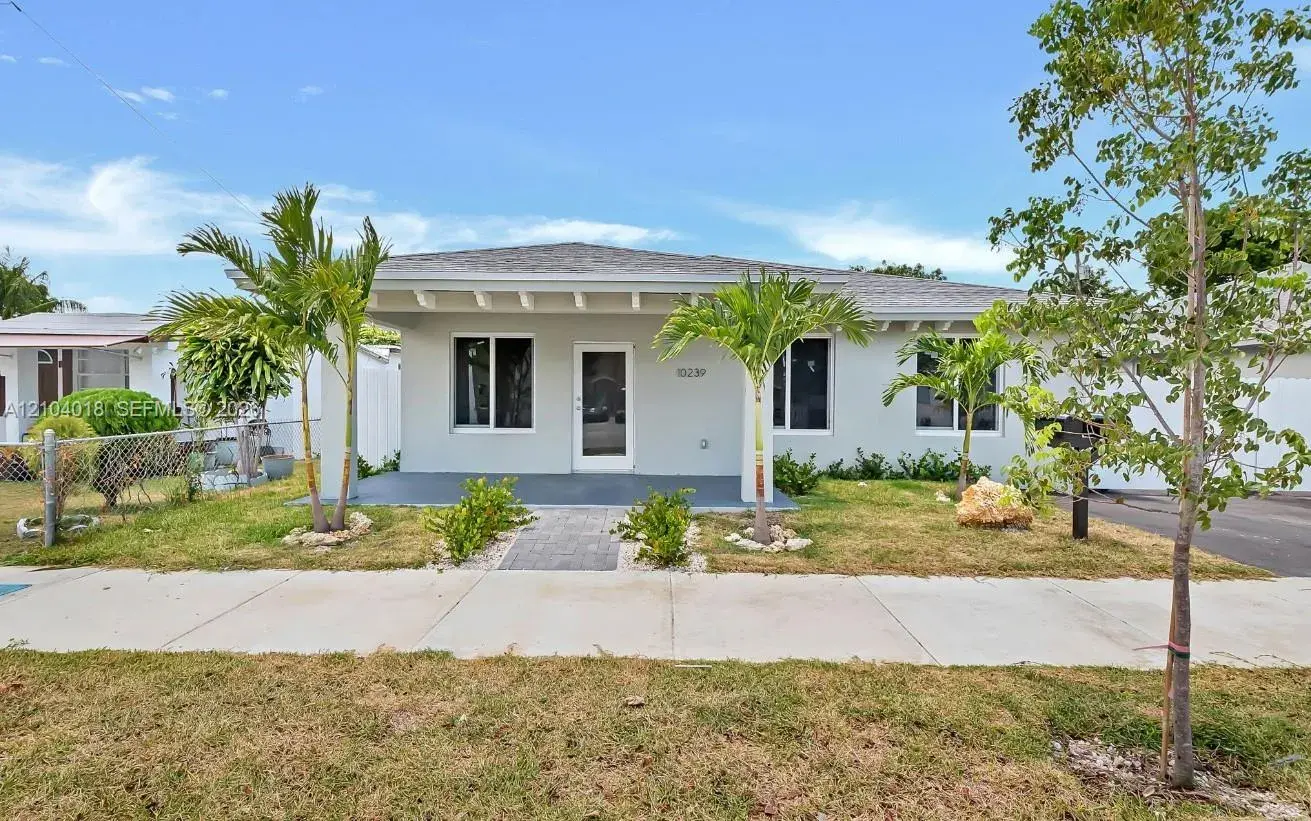 10239 SW 173rd St, Miami FL 33157