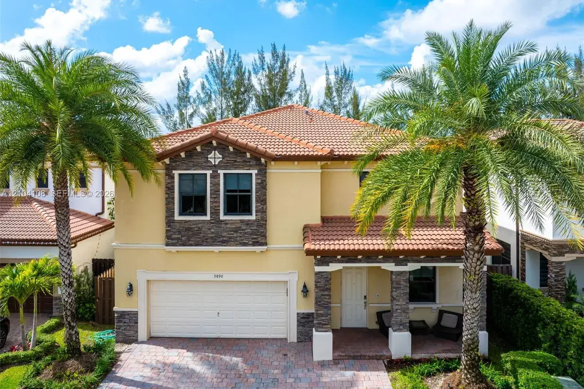 9890 NW 86th Ter, Doral FL 33178