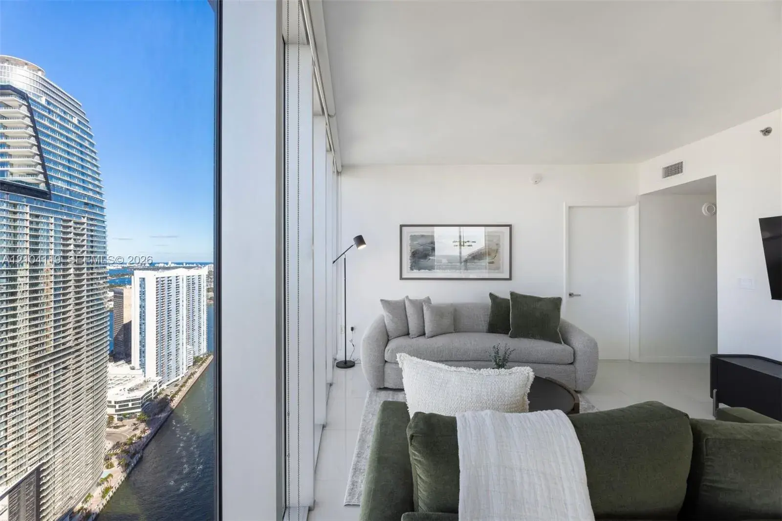 2 bedroom 2 bath Residential for sale at 485 Brickell Ave # 4804, Miami FL 33131