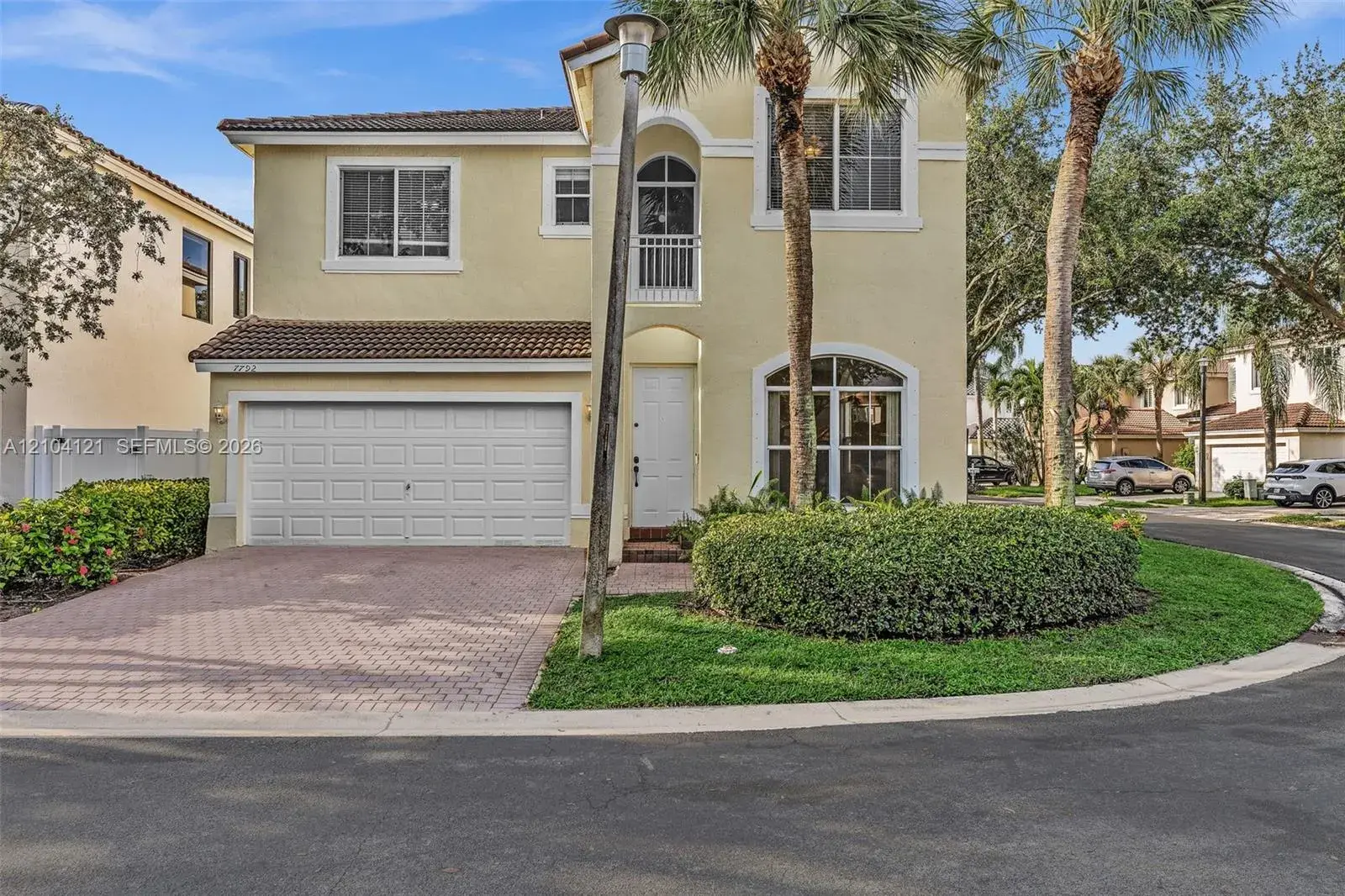 5 bedroom 2 bath Residential for sale at 7792 NW 18th St, Pembroke Pines FL 33024