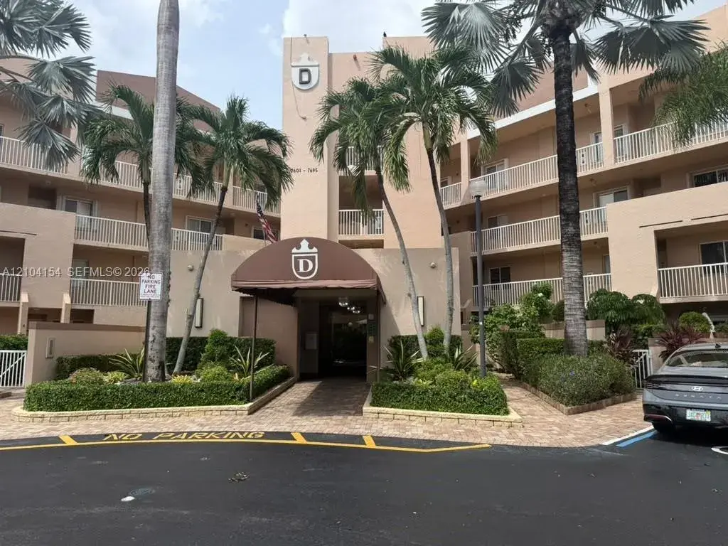 2 bedroom 2 bath Residential for sale at 7691 Granville Dr # 410, Tamarac FL 33321