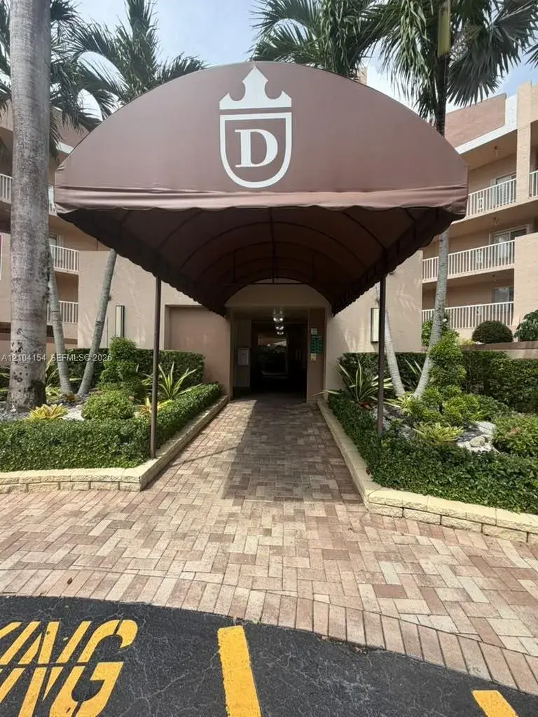 7691 Granville Dr # 410, Tamarac FL 33321