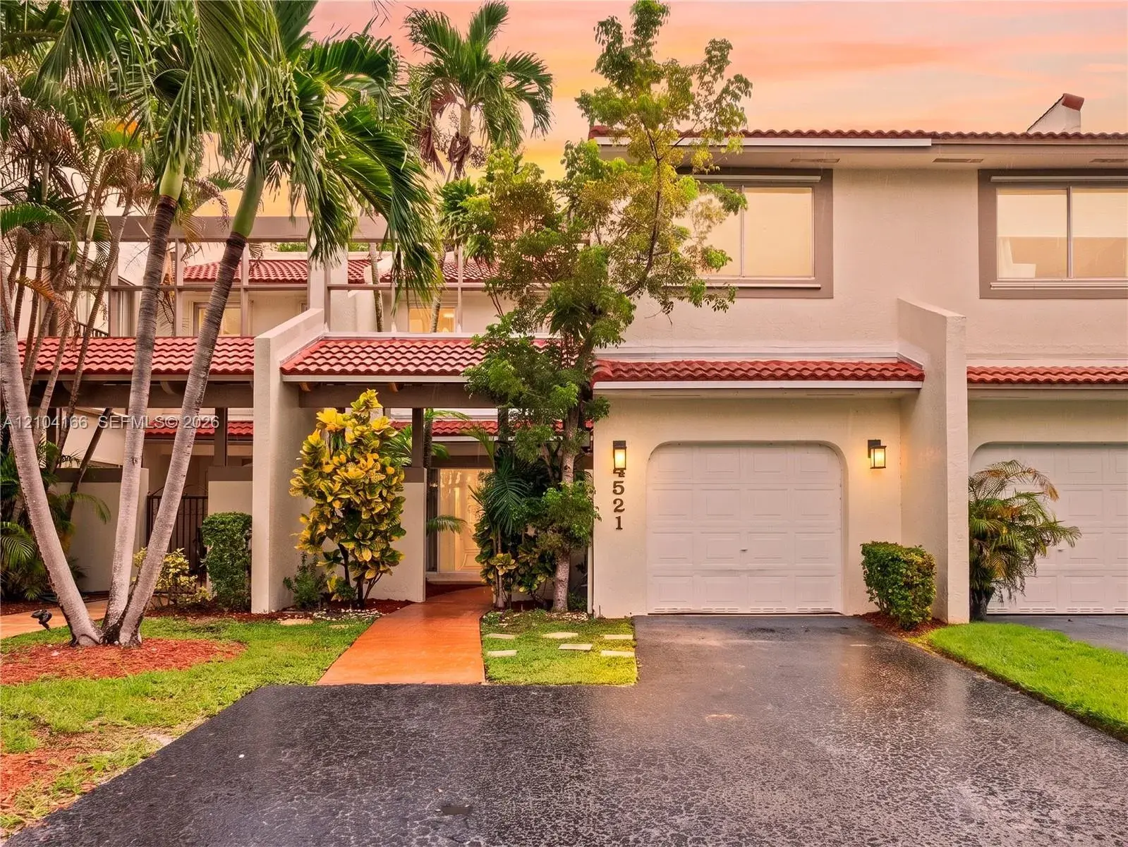 3 bedroom 2 bath Residential for sale at 4521 NW 102nd Ct, Doral FL 33178