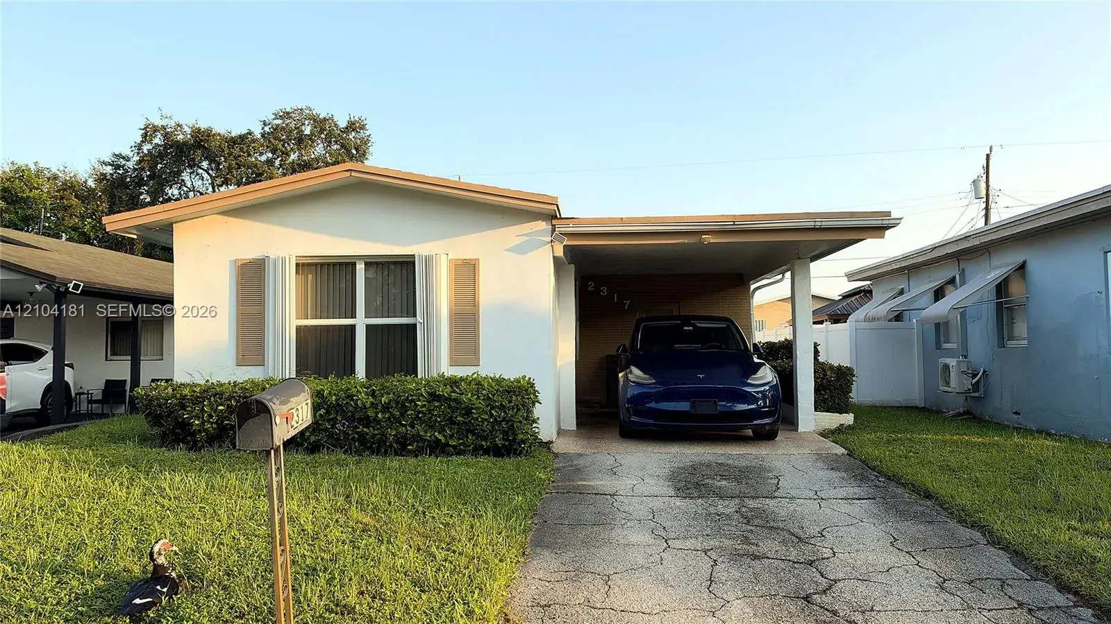 4 bedroom 2 bath Residential Lease for rent at 2317 Hope St, Hollywood FL 33020