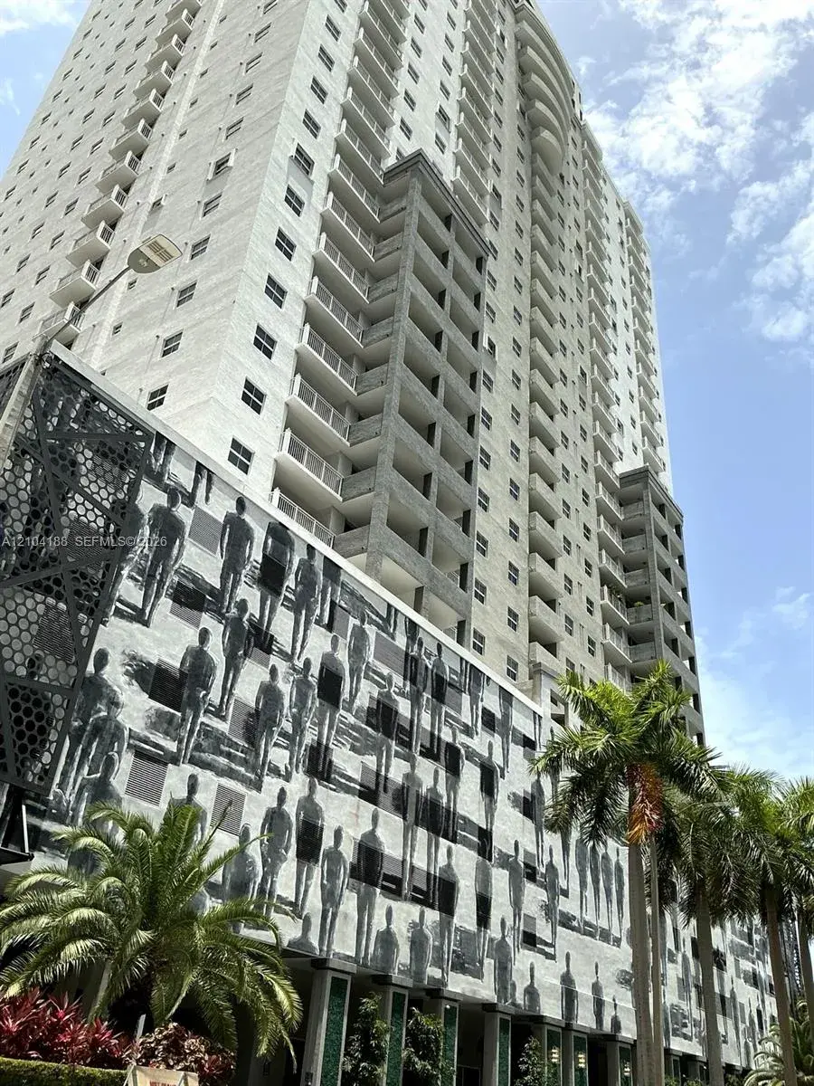 185 SE 14th Ter # 1703, Miami FL 33131