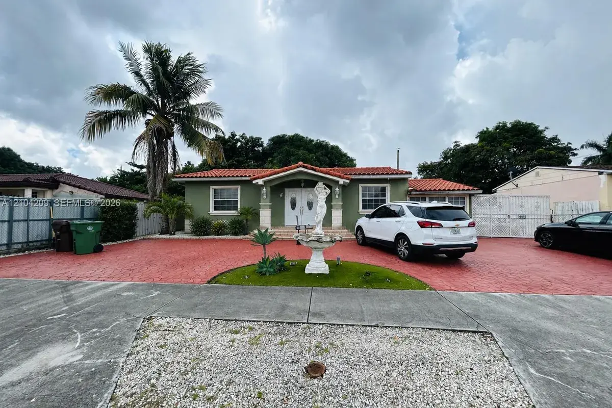 160 W 53rd Ter, Hialeah FL 33012