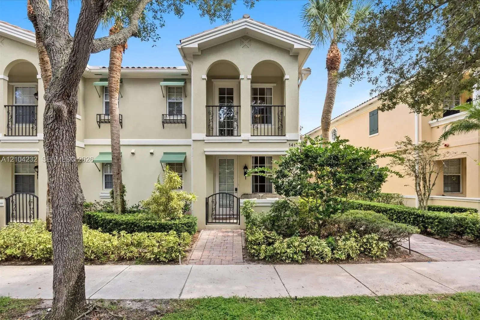 4 bedroom 3 bath Residential for sale at 141 Rivinia Dr, Jupiter FL 33458