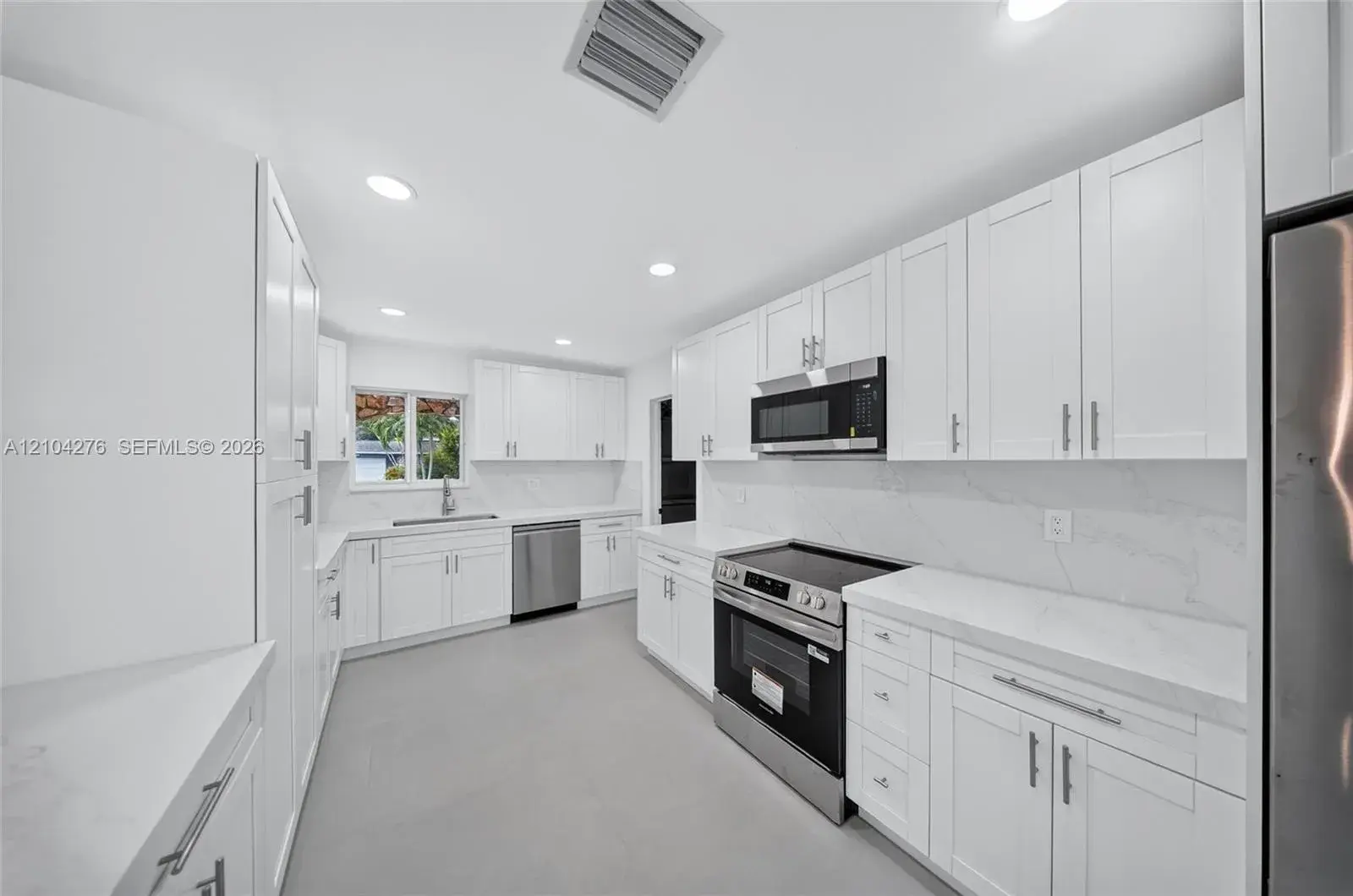 222 SW 58th Ave, Plantation FL 33317