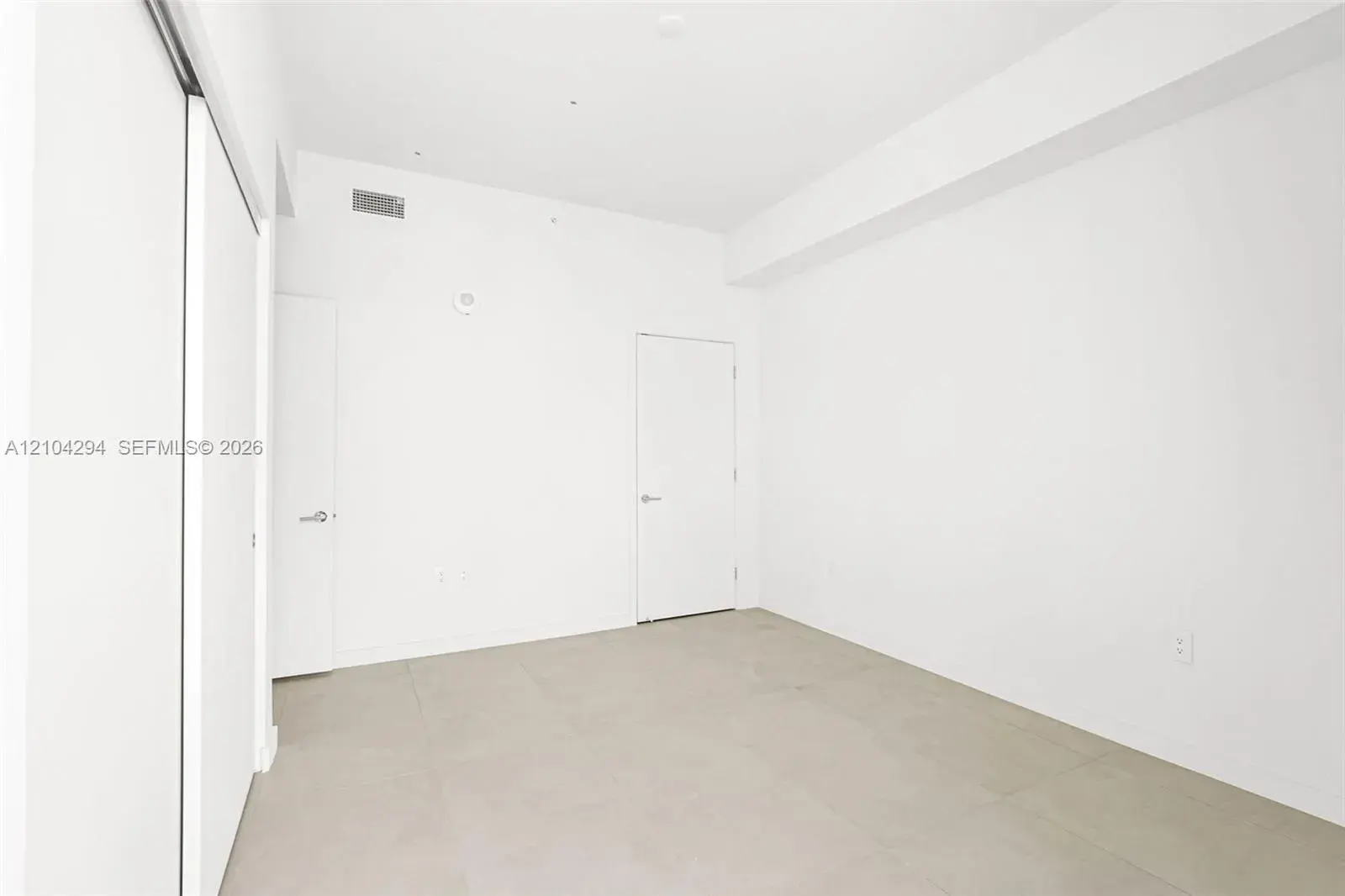 1400 Biscayne Blvd # 1606, Miami FL 33132