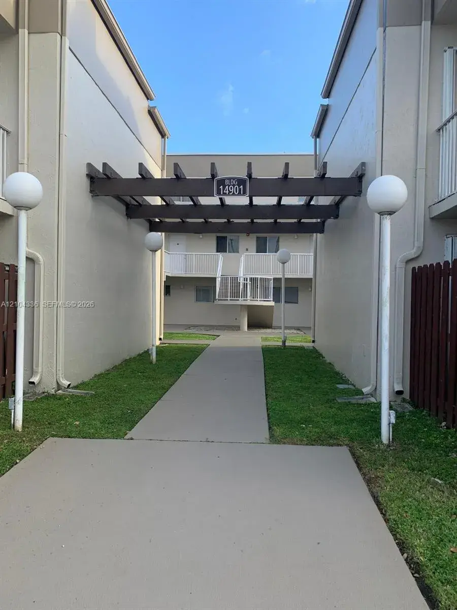 2 bedroom 2 bath Residential for sale at 14901 SW 80th St # 111, Miami FL 33193