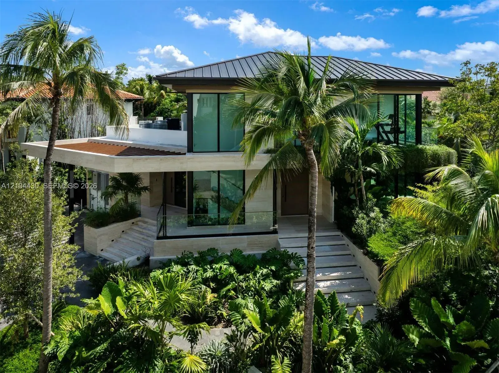 6 bedroom 5 bath Residential for sale at 360 Harbor Ln, Key Biscayne FL 33149