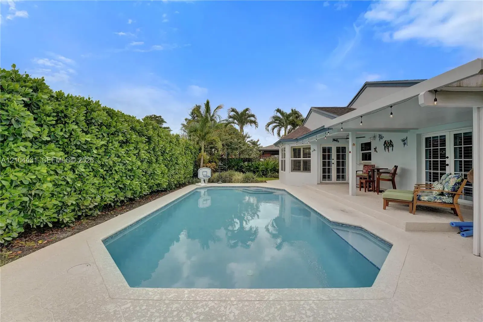 3 bedroom 2 bath Residential for sale at 5306 SW 116th Ter, Cooper City FL 33330