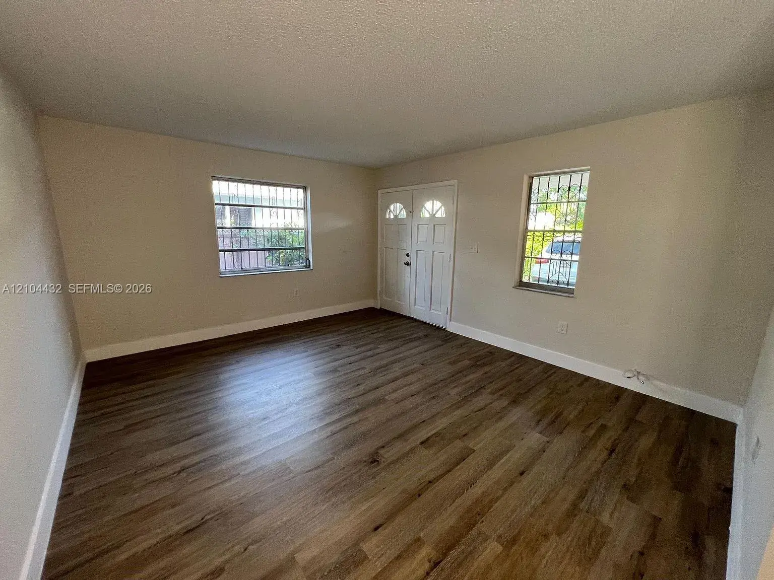 2790 SW 26th St, Miami FL 33133