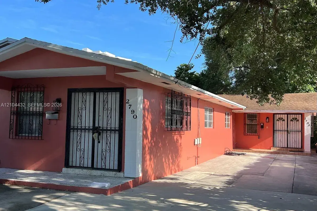 2790 SW 26th St, Miami FL 33133