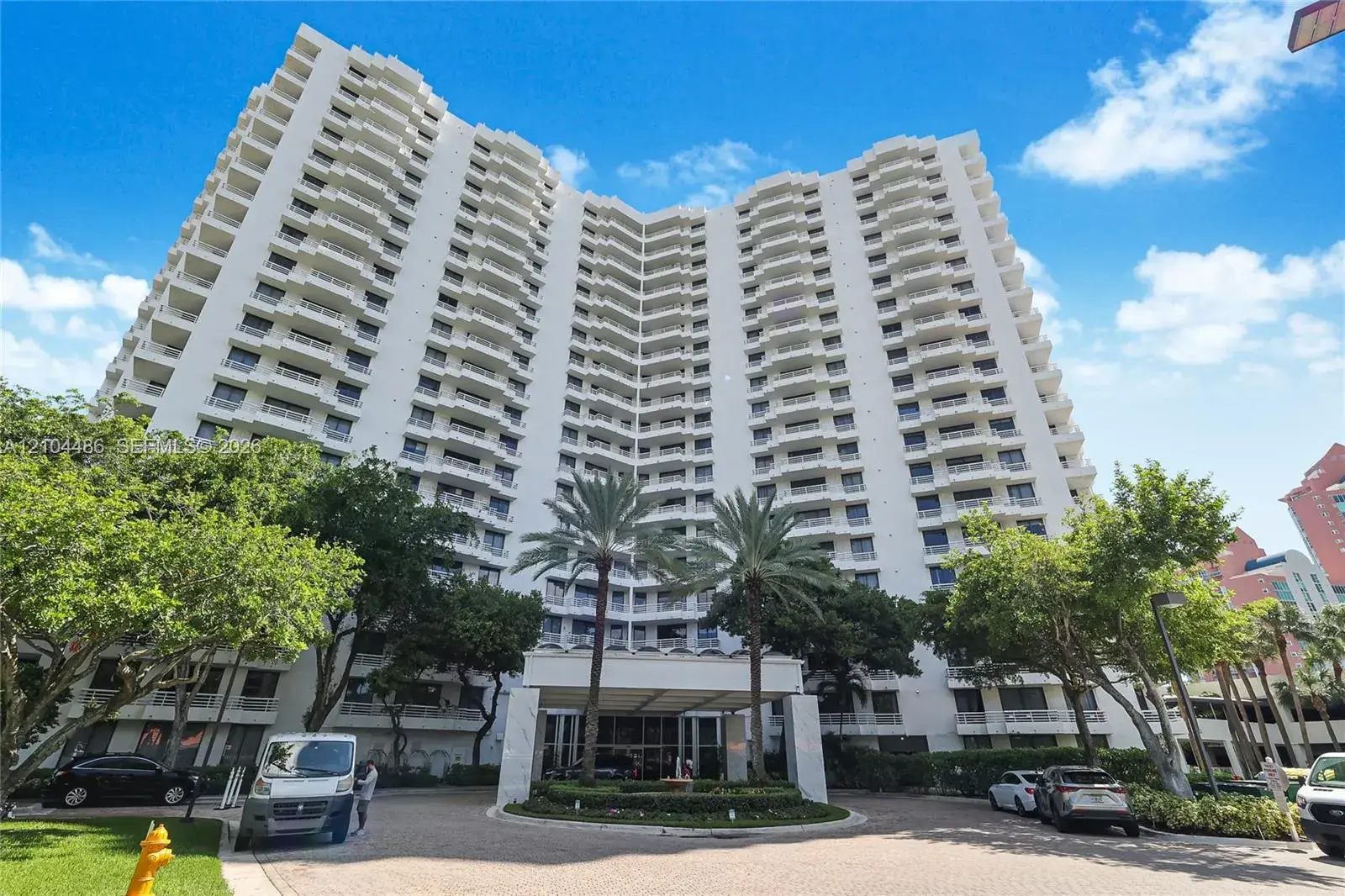1 bedroom 2 bath Residential Lease for rent at 3300 NE 192nd St # 703, Aventura FL 33180