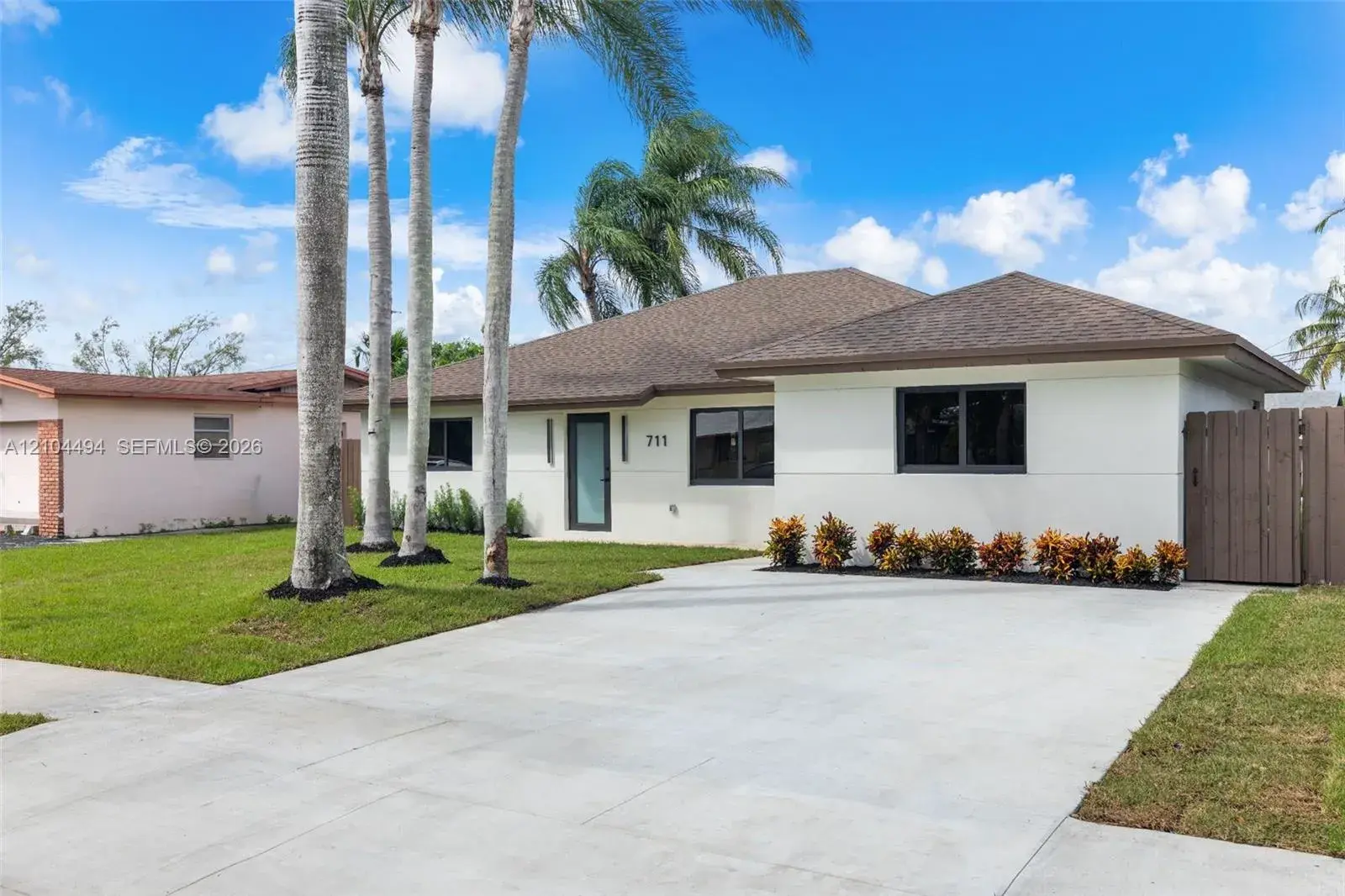 3 bedroom 2 bath Residential for sale at 711 NW 8th Ave, Dania Beach FL 33004