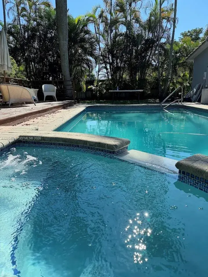 1811 N 40th Ave, Hollywood FL 33021
