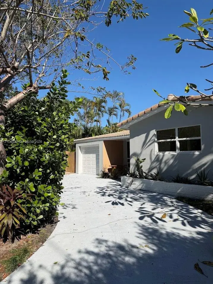 1811 N 40th Ave, Hollywood FL 33021