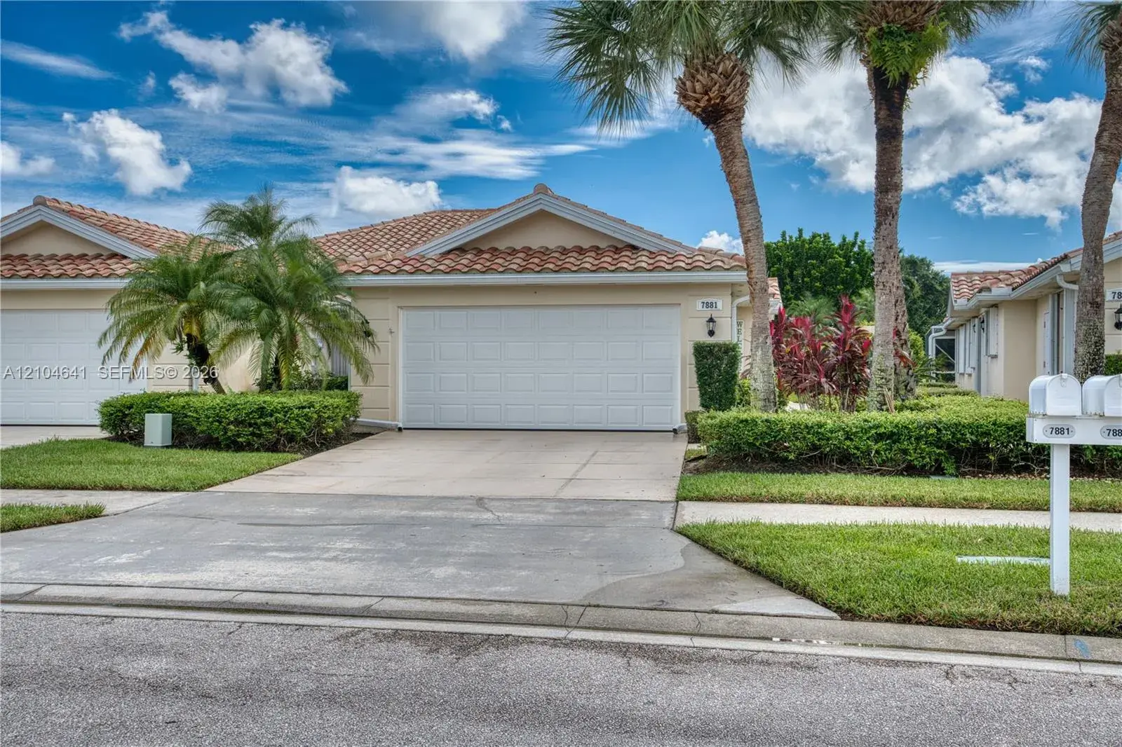 2 bedroom 2 bath Residential for sale at 7881 SE Spicewood Cir, Hobe Sound FL 33455