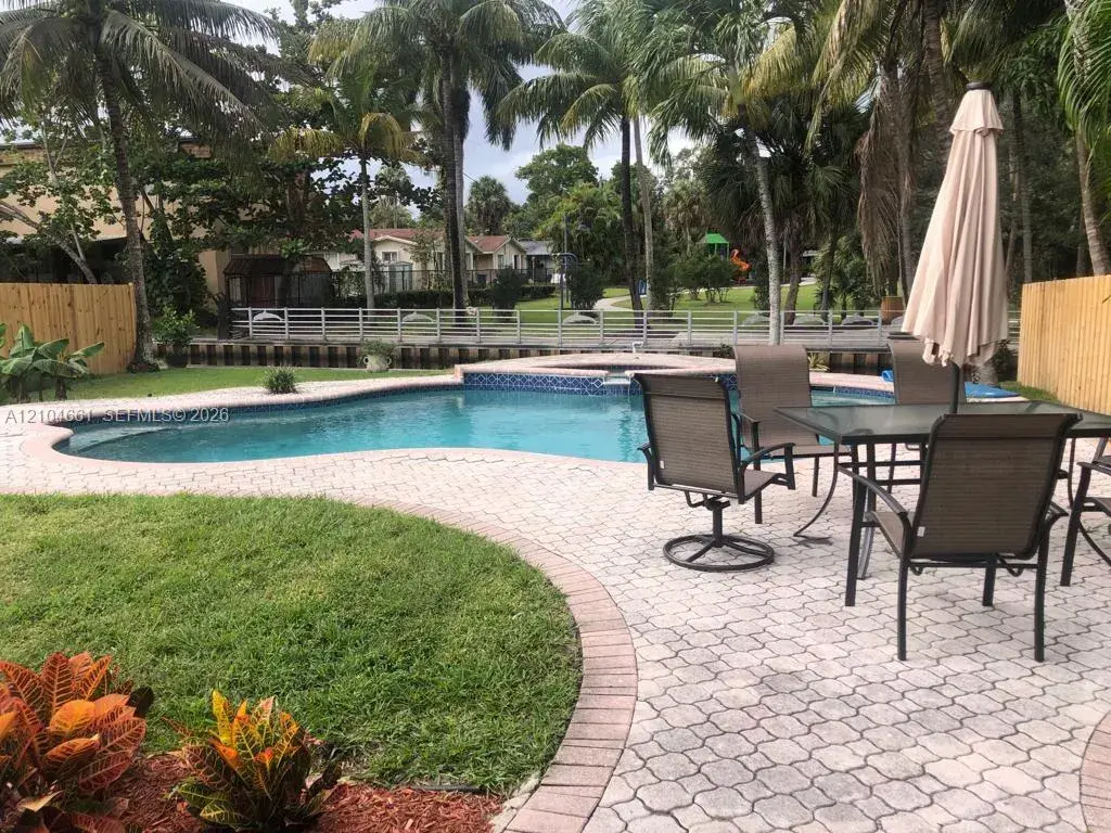 1773 SW 28th Way, Fort Lauderdale FL 33312