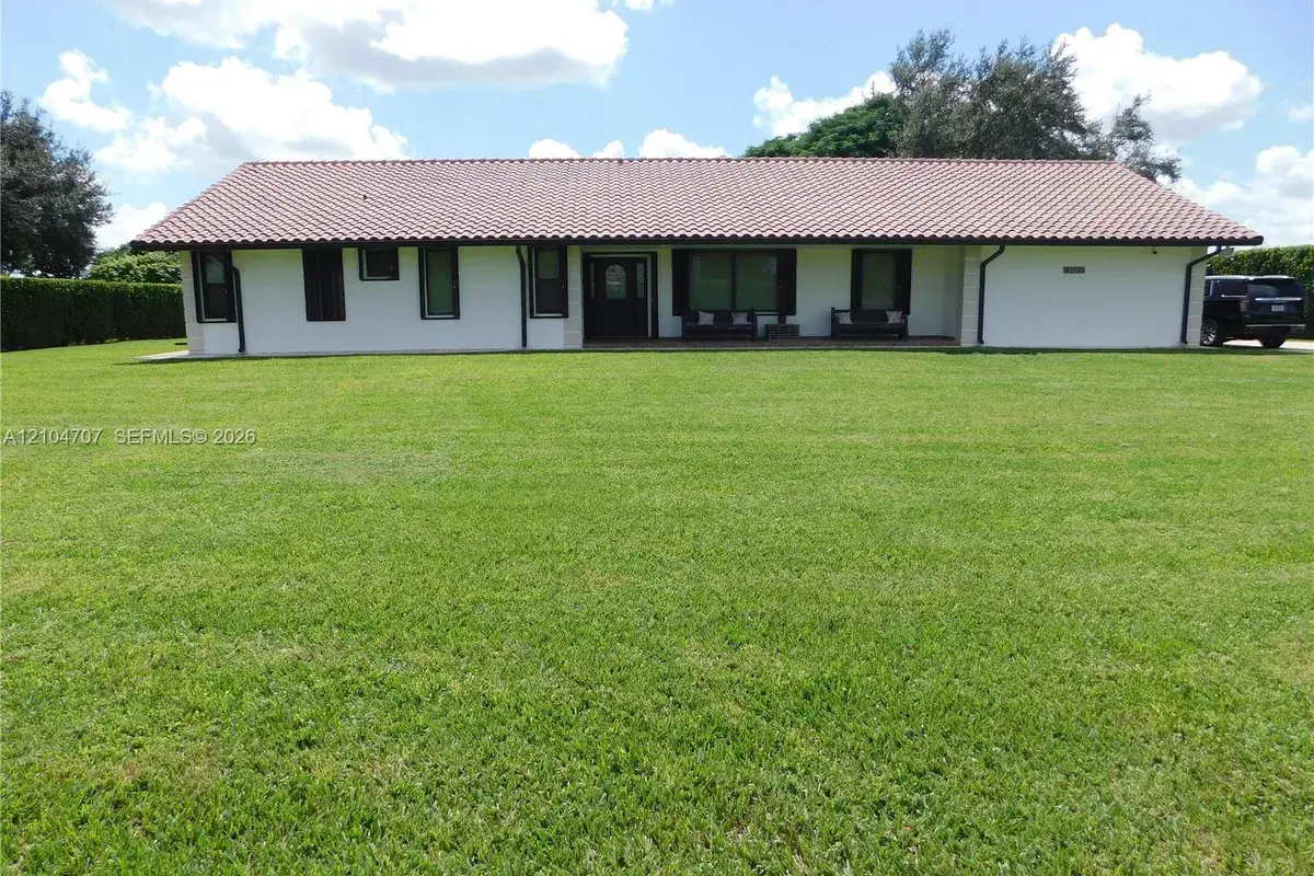 20500 SW 198th St, Miami FL 33187