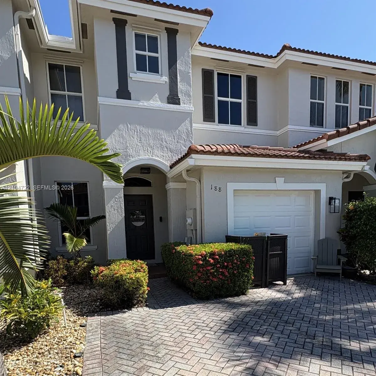 188 Riverwalk Cir, Sunrise FL 33326