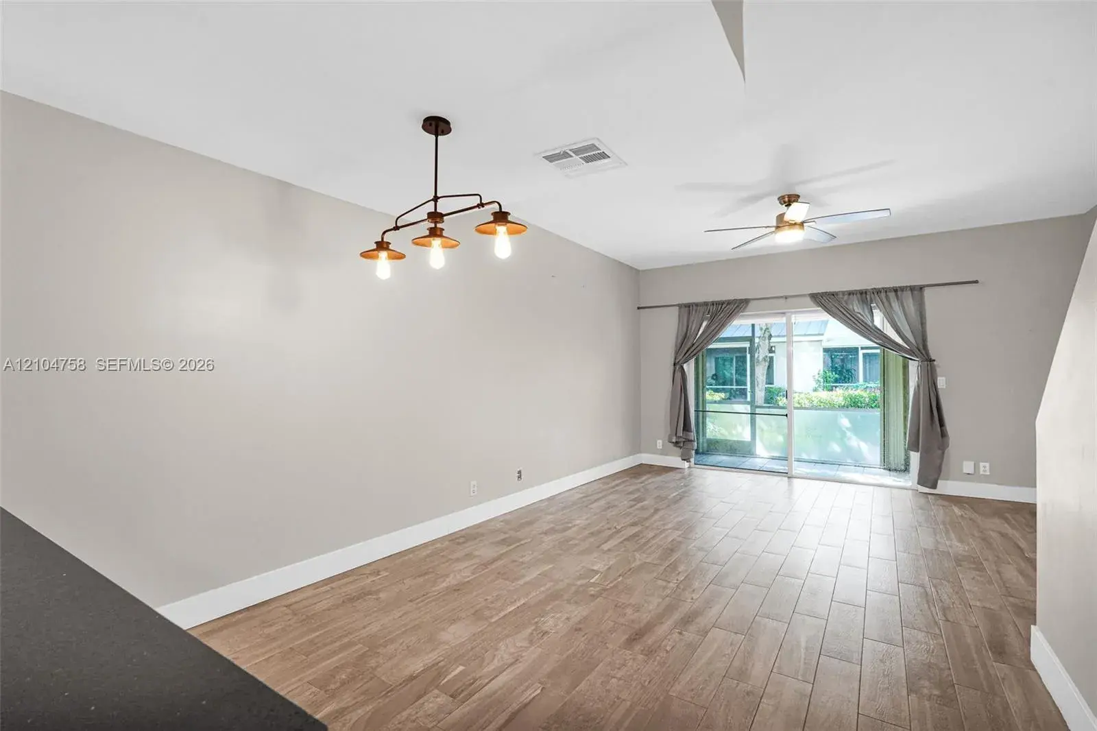 175 SW 96th Ave, Plantation FL 33324