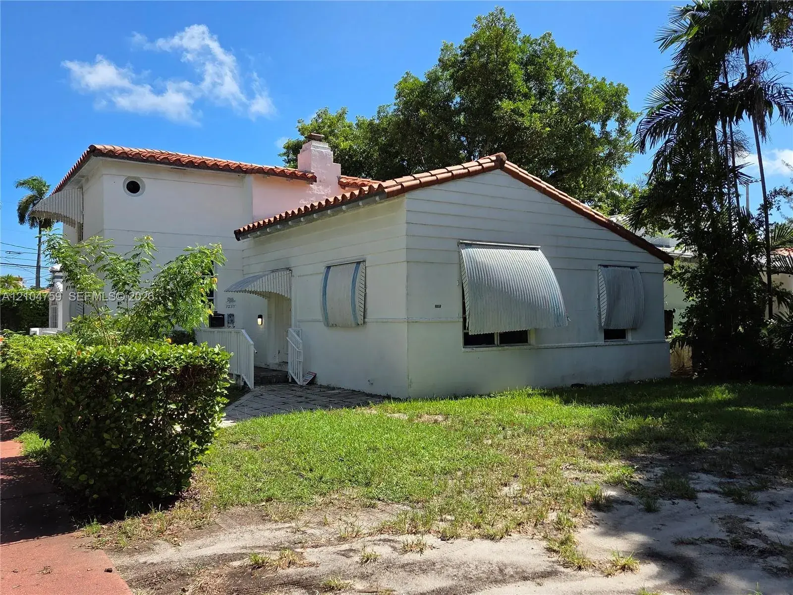 3 bedroom 3 bath Residential for sale at 1257 Alton Rd, Miami Beach FL 33139