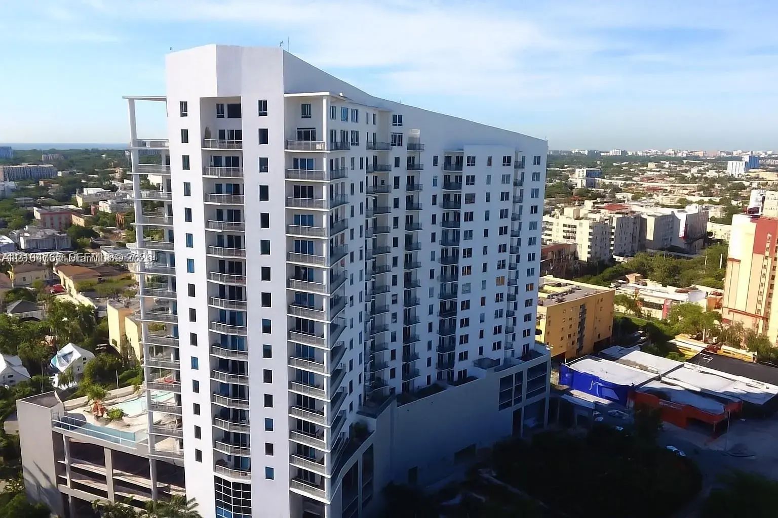 2 bedroom 1 bath Residential for sale at 10 SW South River Dr # 1202, Miami FL 33130