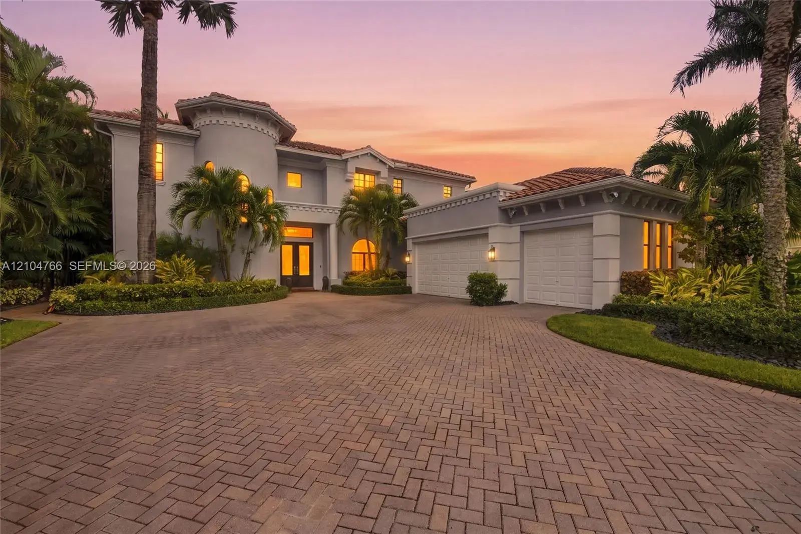 5 bedroom 4 bath Residential for sale at 5123 Isabella Dr, Palm Beach Gardens FL 33418
