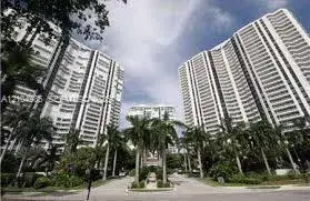 21205 Yacht Club Dr # 308, Aventura FL 33180